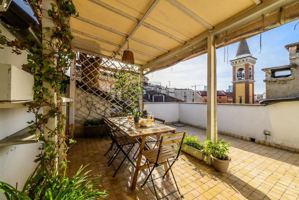 Buenos Aires' Nest - 10 Minutes From Duomo With Terrace Apartment Milan Bagian luar foto