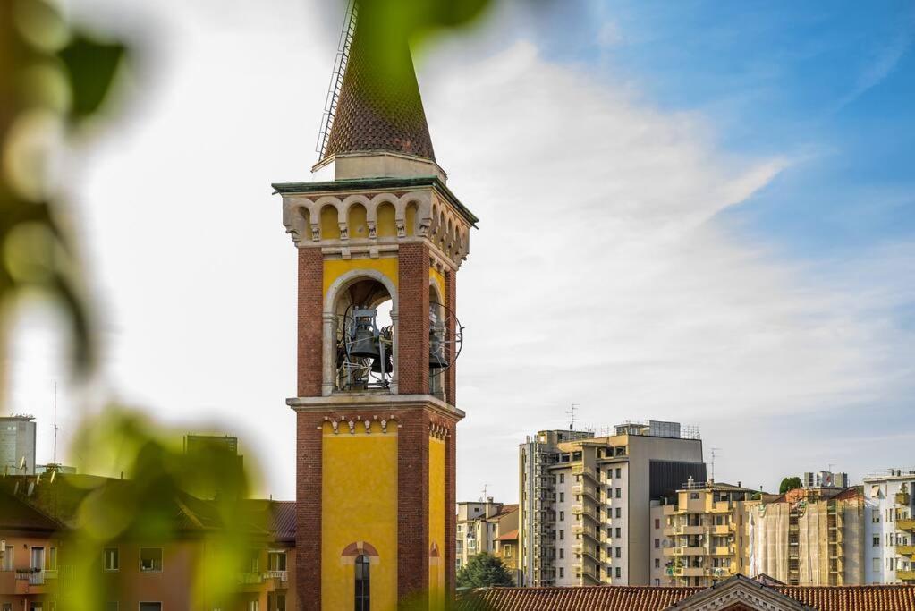 Buenos Aires' Nest - 10 Minutes From Duomo With Terrace Apartment Milan Bagian luar foto