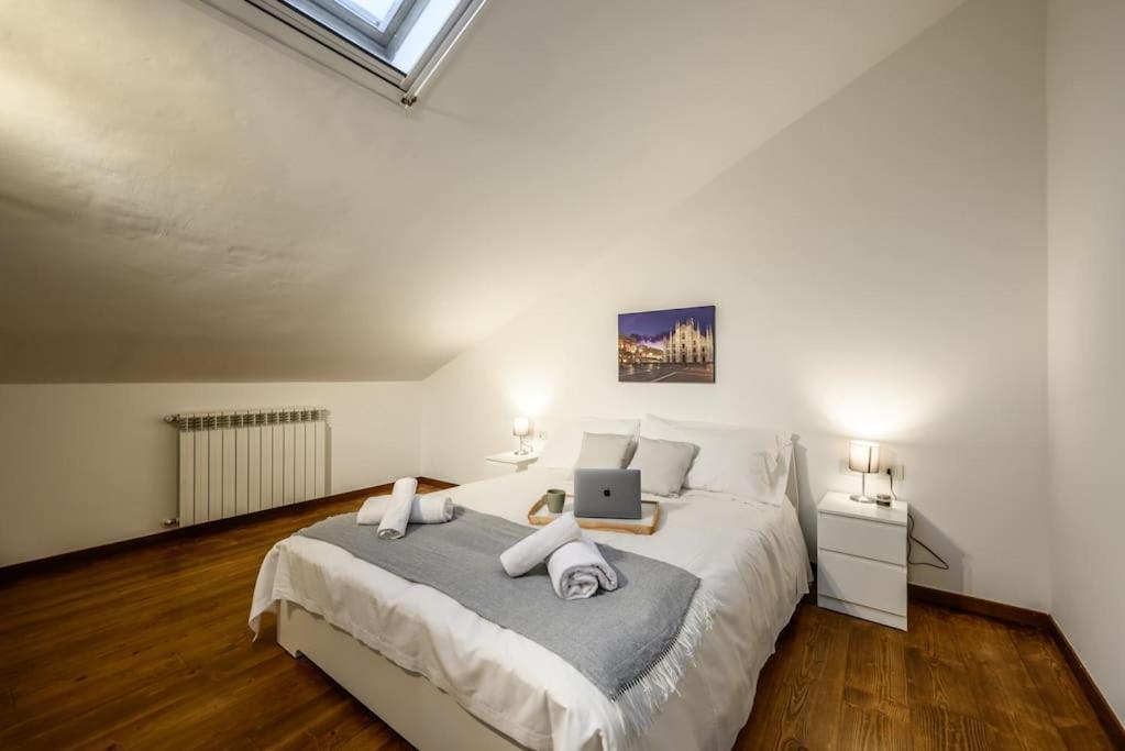 Buenos Aires' Nest - 10 Minutes From Duomo With Terrace Apartment Milan Bagian luar foto